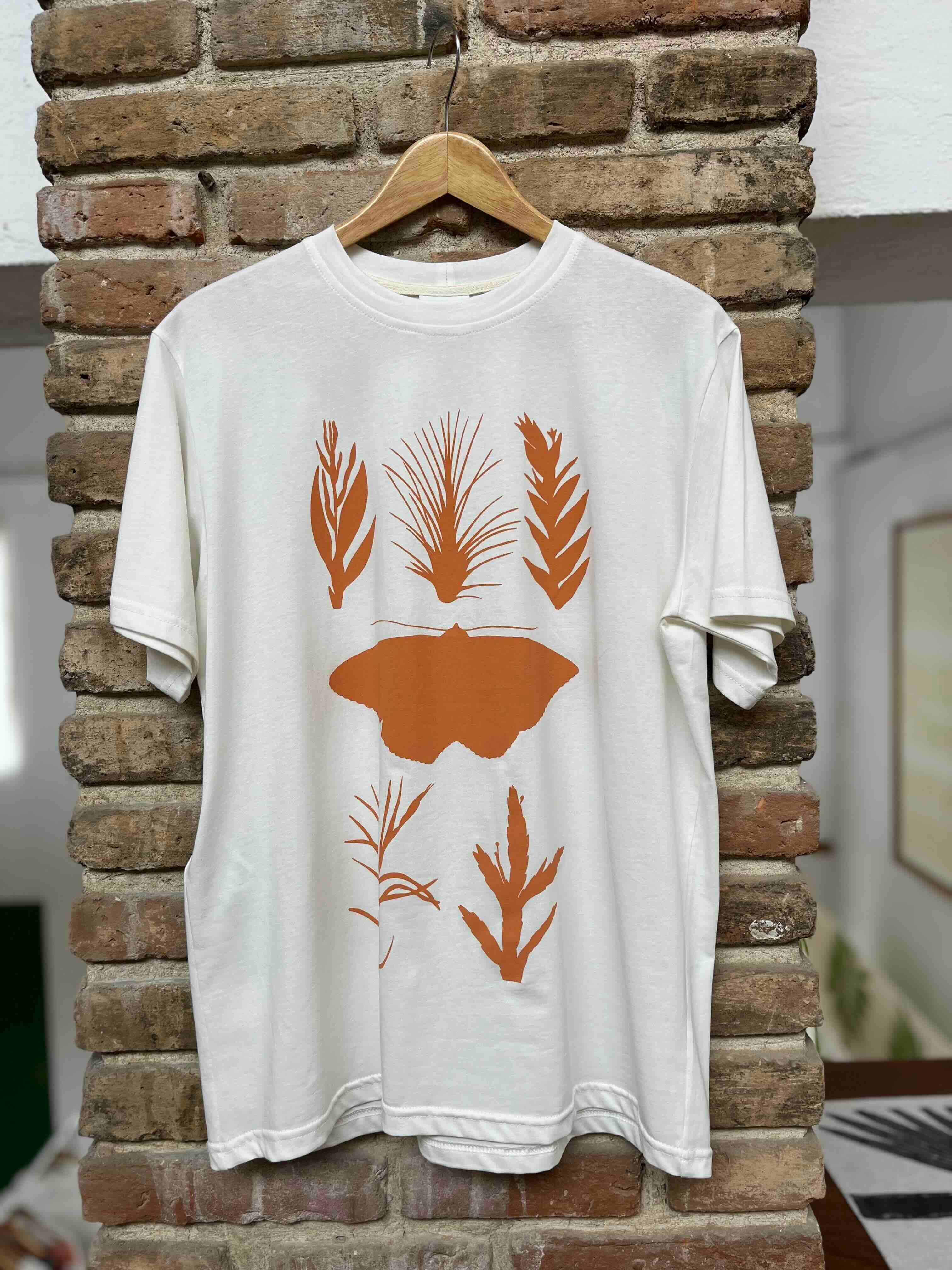 T-shirt Jardín Polilla Naranja