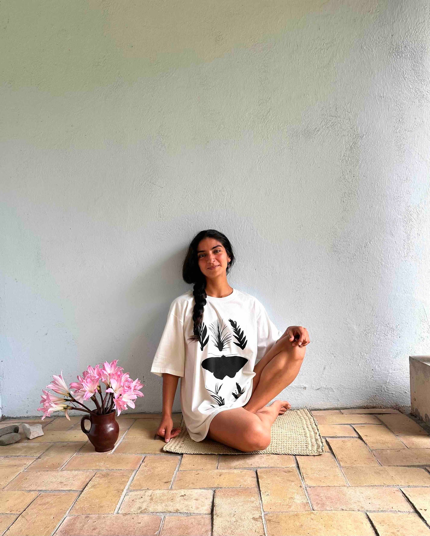 T-shirt Jardín Polilla Negra